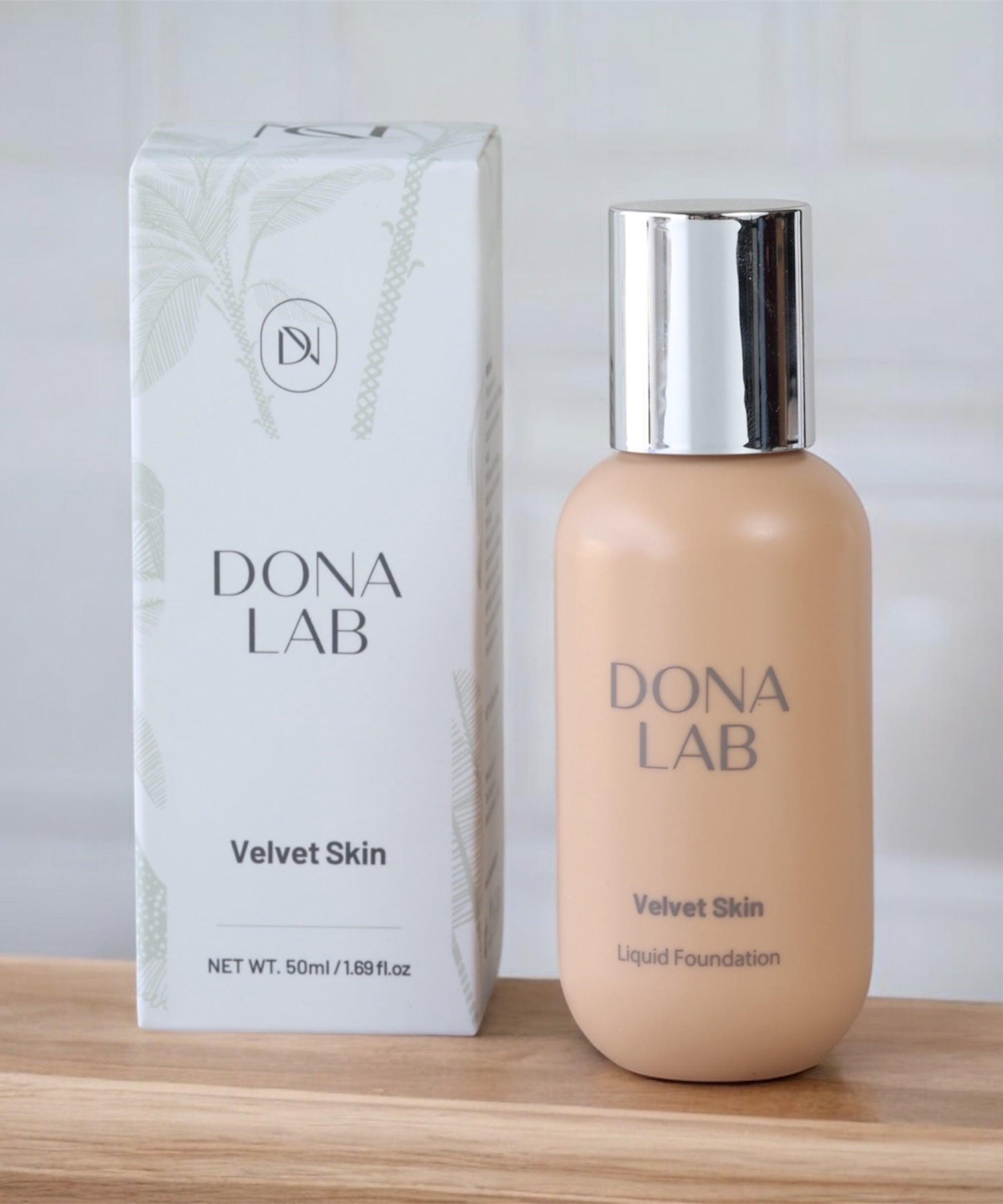 Velvet Skin - Liquid Foundation